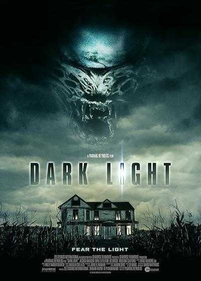 تصویر فیلم نور تاریک Dark Light 2019